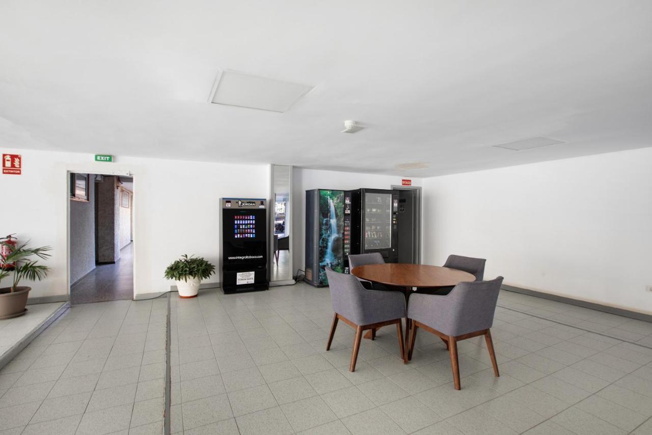 Apartment At 30 Mts From Sea Playa de las Americas  Luaran gambar